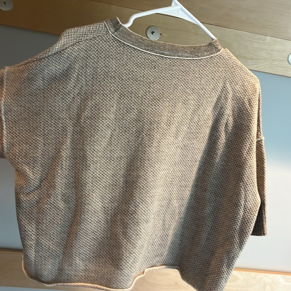 Kerisma Cropped Sweater - Picture 3 of 3